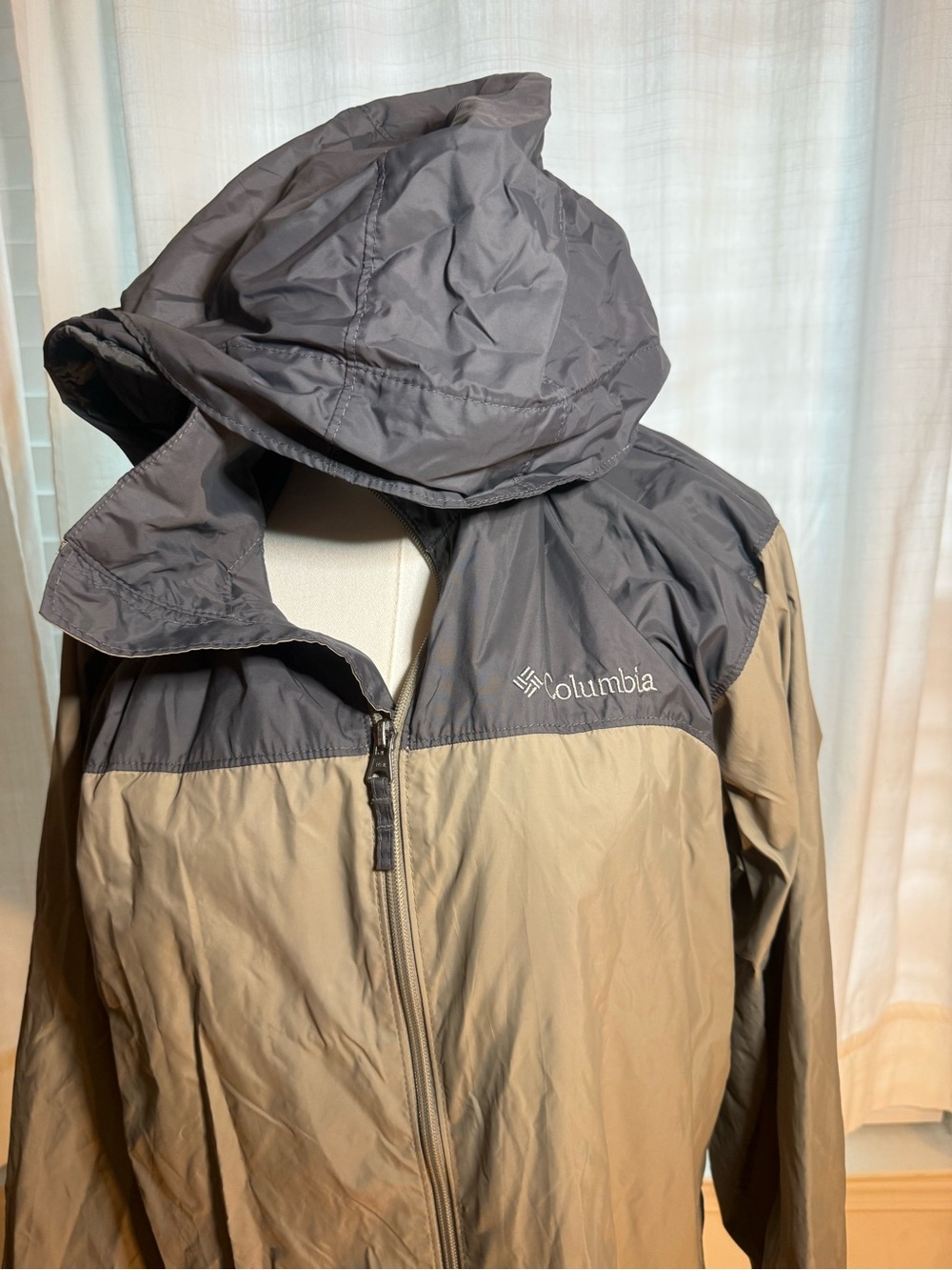 Columbia Women's Two-Tone Hooded Ski Jacket - Gray & Tan